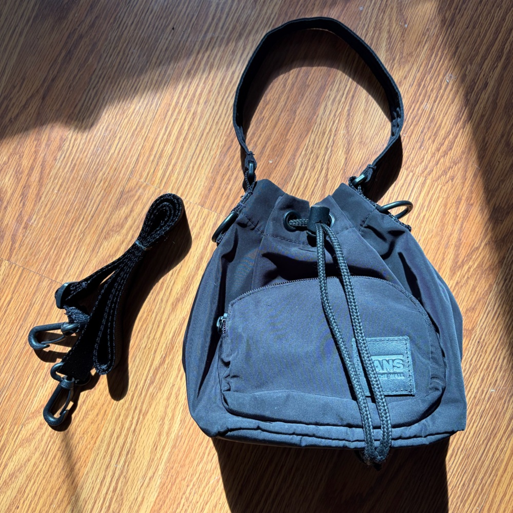 Vans small drawstring bag